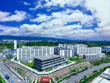 华友钴业：全产业链赋能 铸就大圆柱电池材料行业领导者